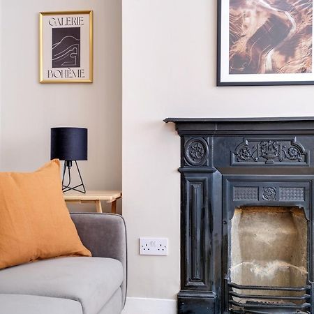 Luxury 3 Bedroom 2 Bathroom House, Fulham By 360Stays London Exterior foto