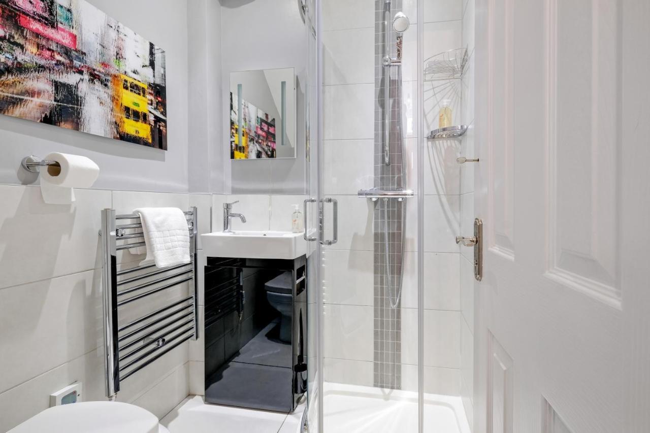 Luxury 3 Bedroom 2 Bathroom House, Fulham By 360Stays London Exterior foto