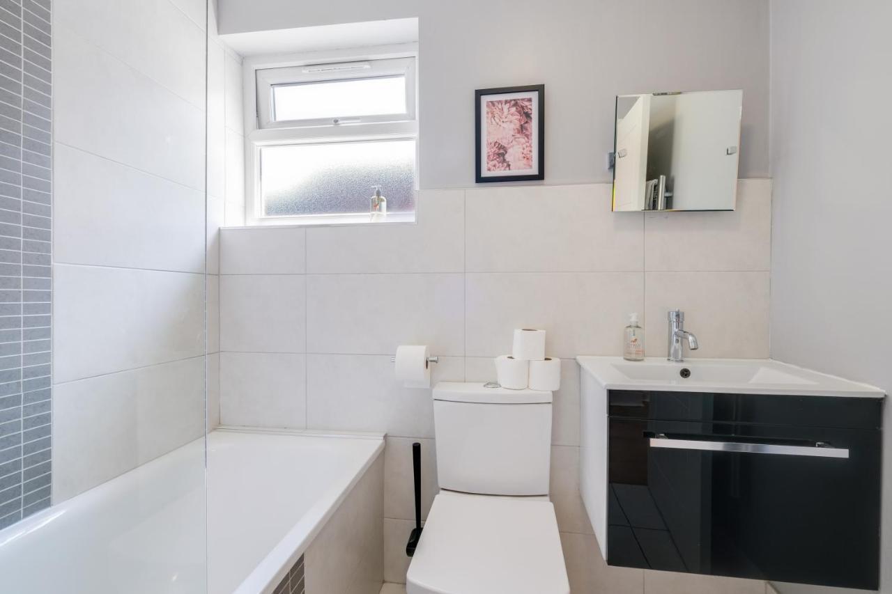Luxury 3 Bedroom 2 Bathroom House, Fulham By 360Stays London Exterior foto