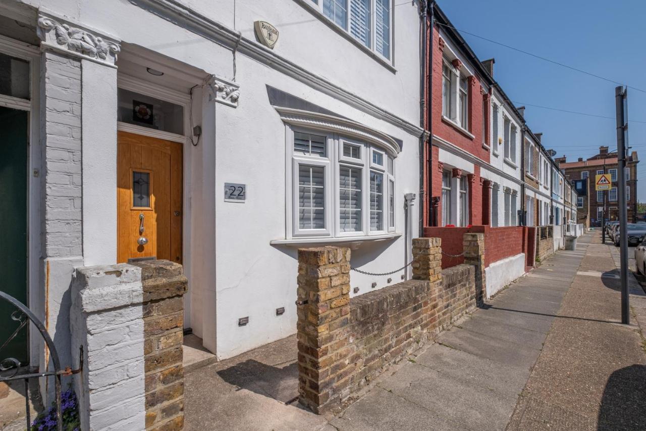 Luxury 3 Bedroom 2 Bathroom House, Fulham By 360Stays London Exterior foto
