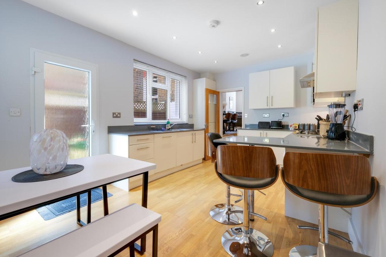 Luxury 3 Bedroom 2 Bathroom House, Fulham By 360Stays London Exterior foto