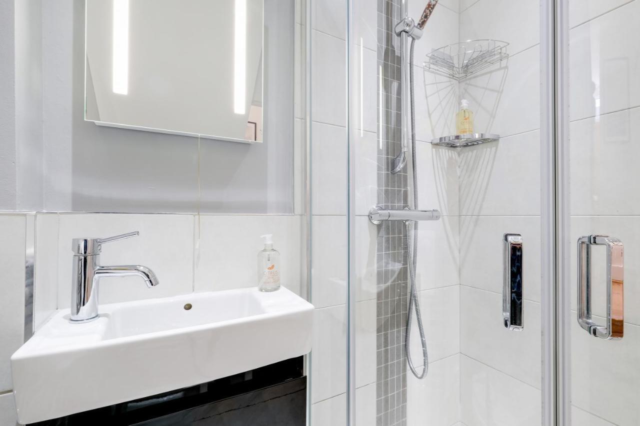 Luxury 3 Bedroom 2 Bathroom House, Fulham By 360Stays London Exterior foto